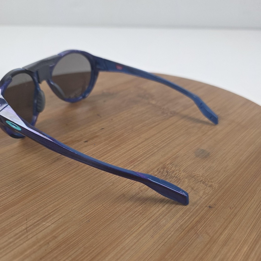 Oakley Clifden Sunglasses Mens One Size Purple Gray Round Prizm USA OO9440-1956 - Picture 3 of 16